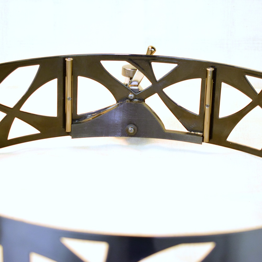 Snare drum hardware for free-floating snare drum