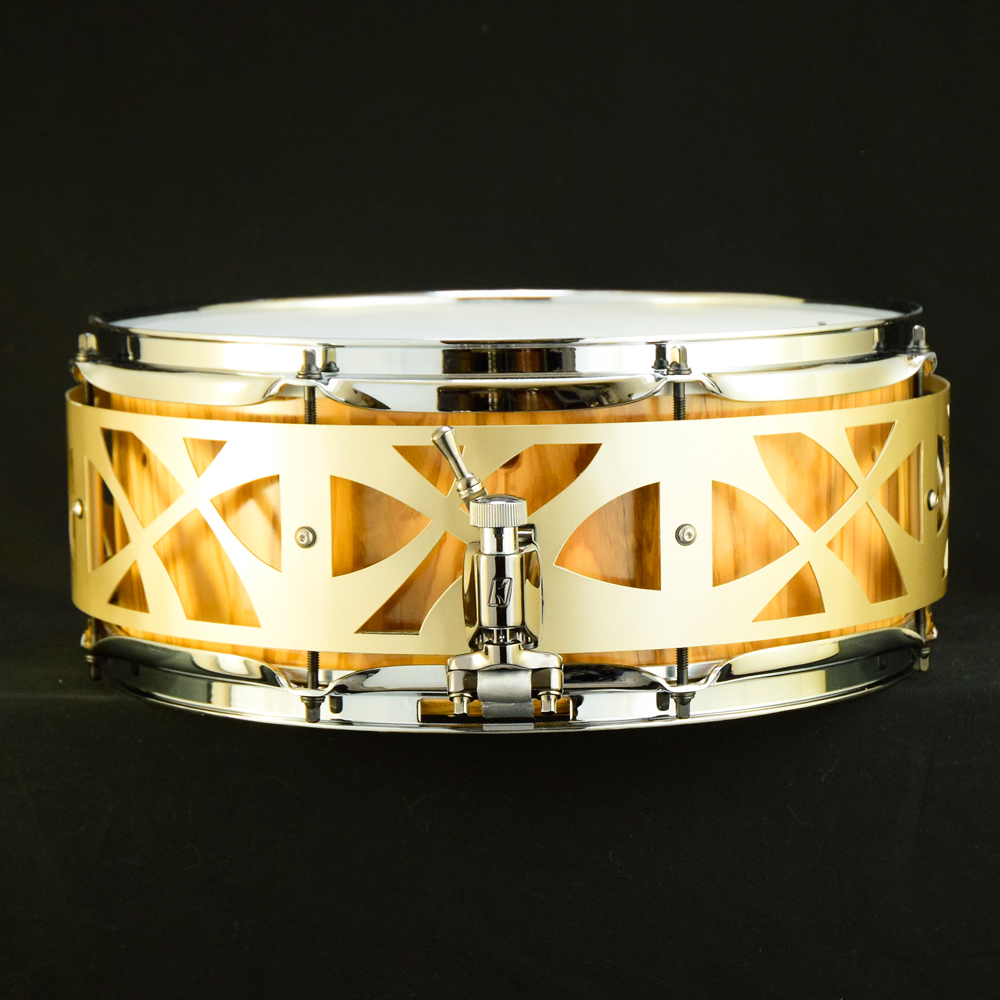 Olivewood stave snare drum with 3mm flanged hoops 14,6 inches